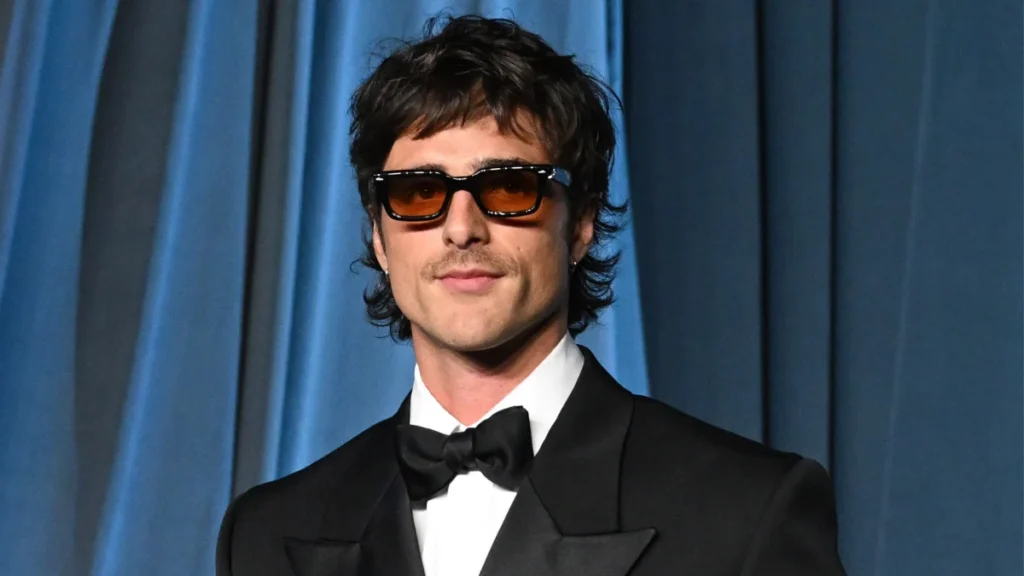 Jacob Elordi as James Bond